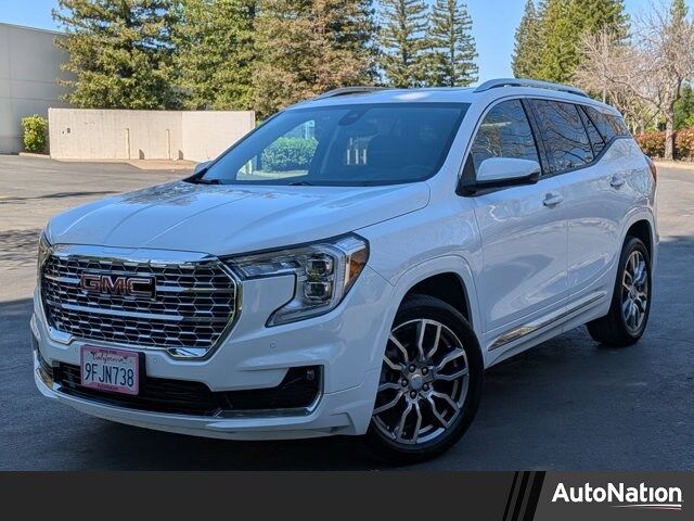 2023 GMC Terrain Denali