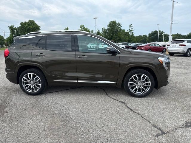 2023 GMC Terrain Denali Carbondale IL