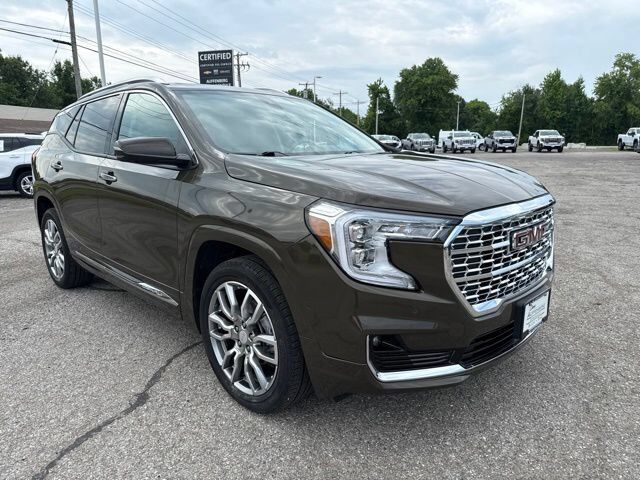 2023 GMC Terrain Denali