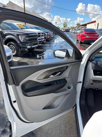 2023 GMC Terrain FWD SLE Mesa AZ