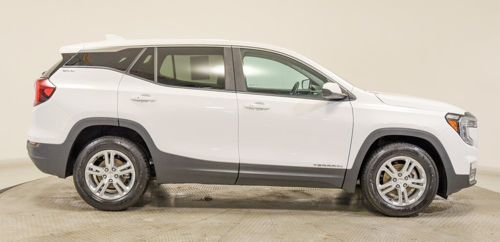 2023 GMC Terrain SLE Akron