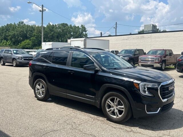 2023 GMC Terrain SLE Cleveland OH