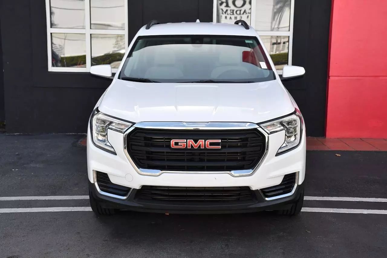 2023 GMC Terrain SLE Sport Utility 4D Doral FL