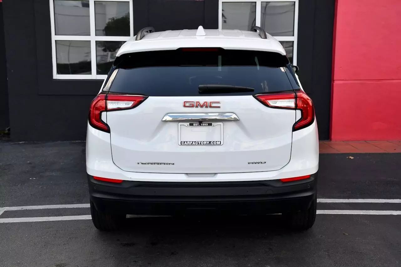 2023 GMC Terrain SLE Sport Utility 4D Doral FL