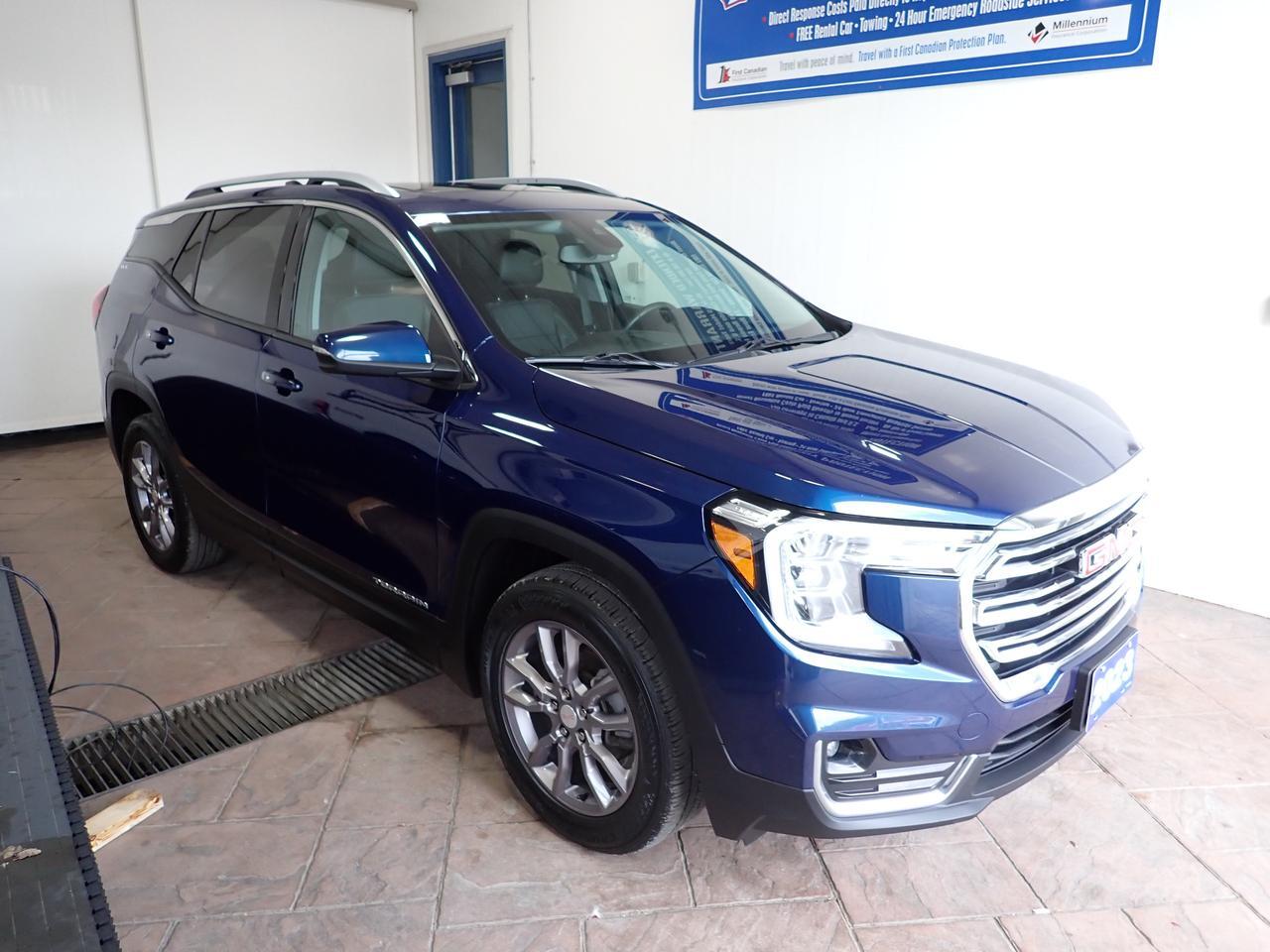2023 GMC Terrain SLT AWD 4DR LEATHER NAVI SUNROOF
