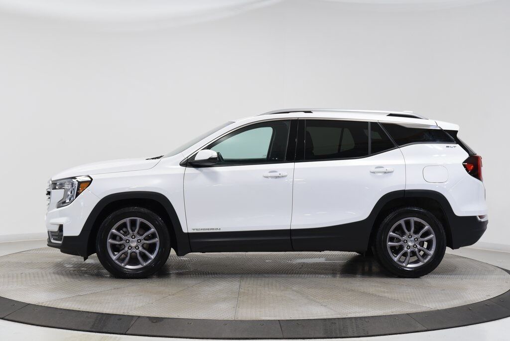 2023 GMC Terrain SLT Akron