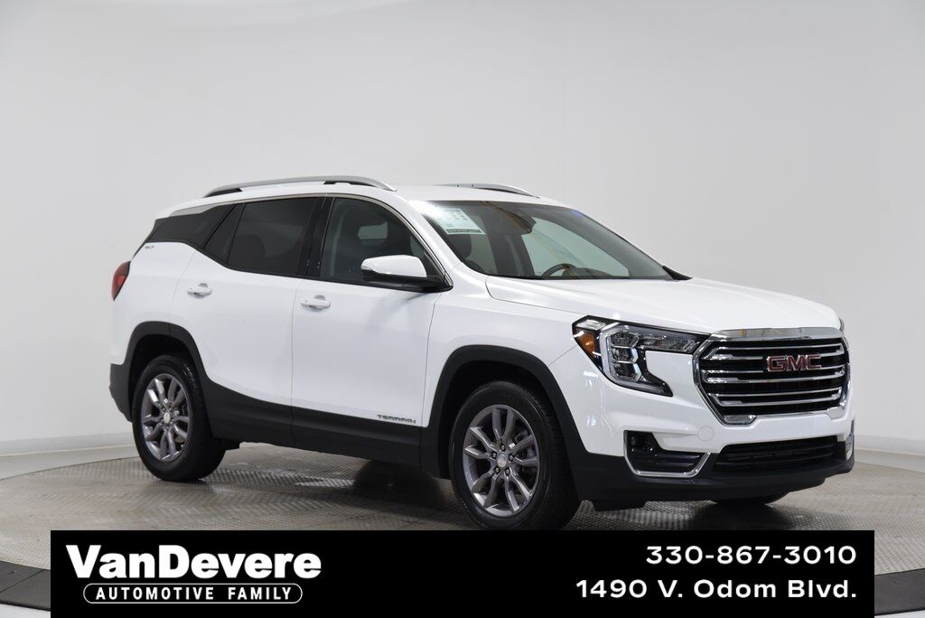 2023 GMC Terrain SLT Akron