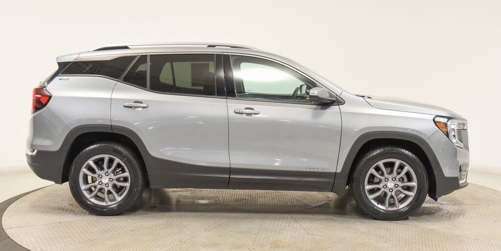2023 GMC Terrain SLT Akron