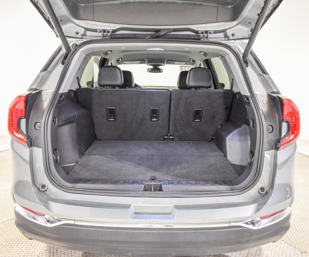 2023 GMC Terrain SLT Akron