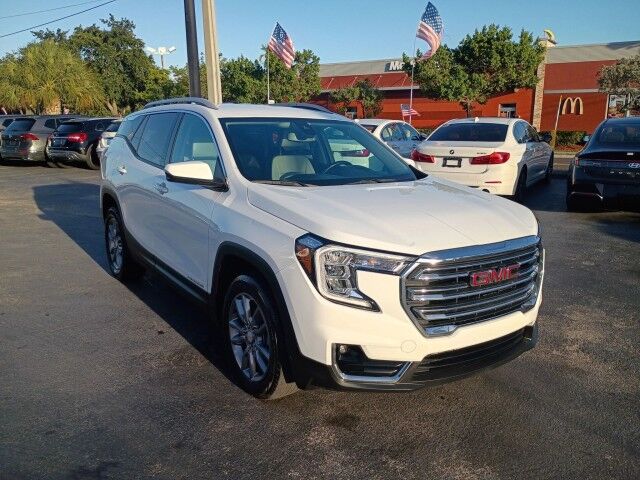 2023 GMC Terrain SLT