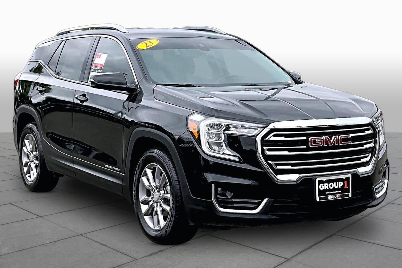 2023 GMC Terrain SLT