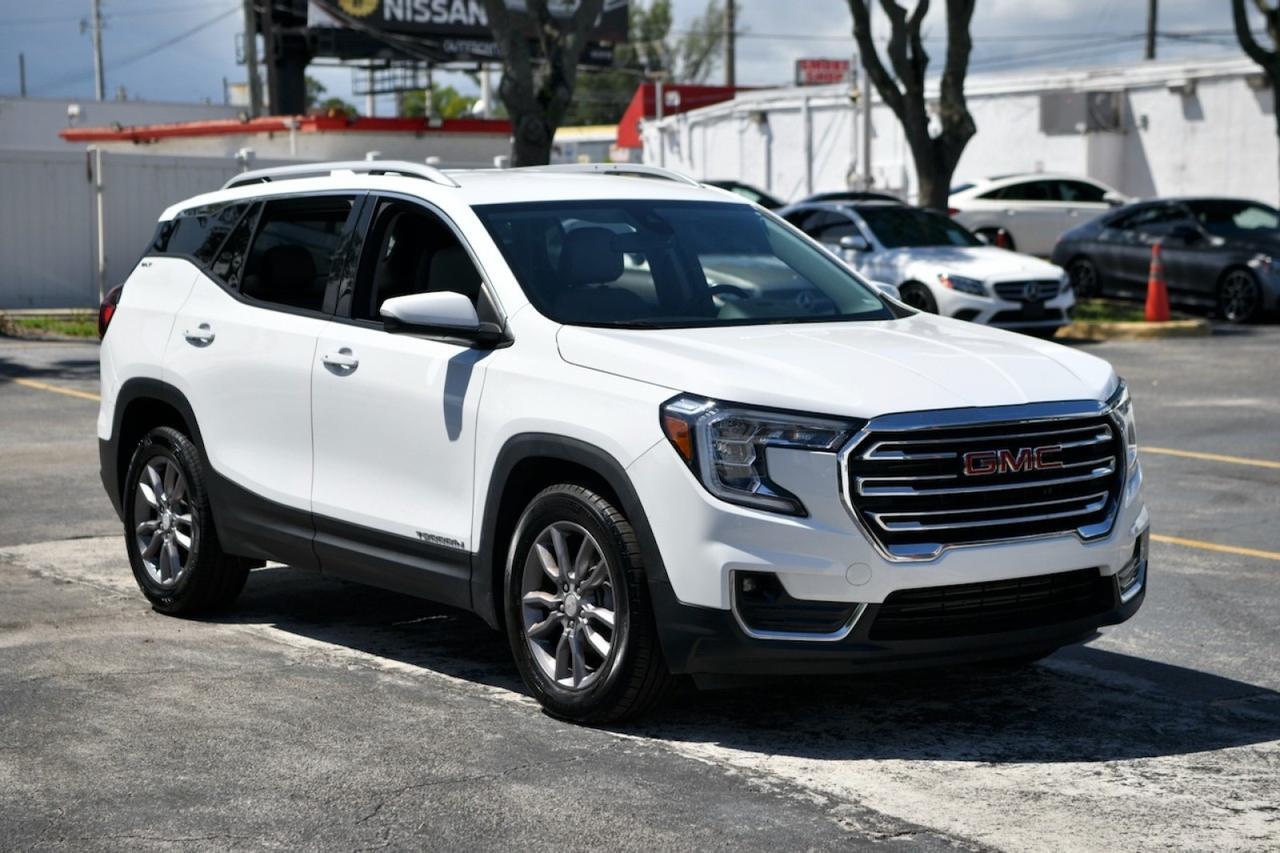 2023 GMC Terrain SLT