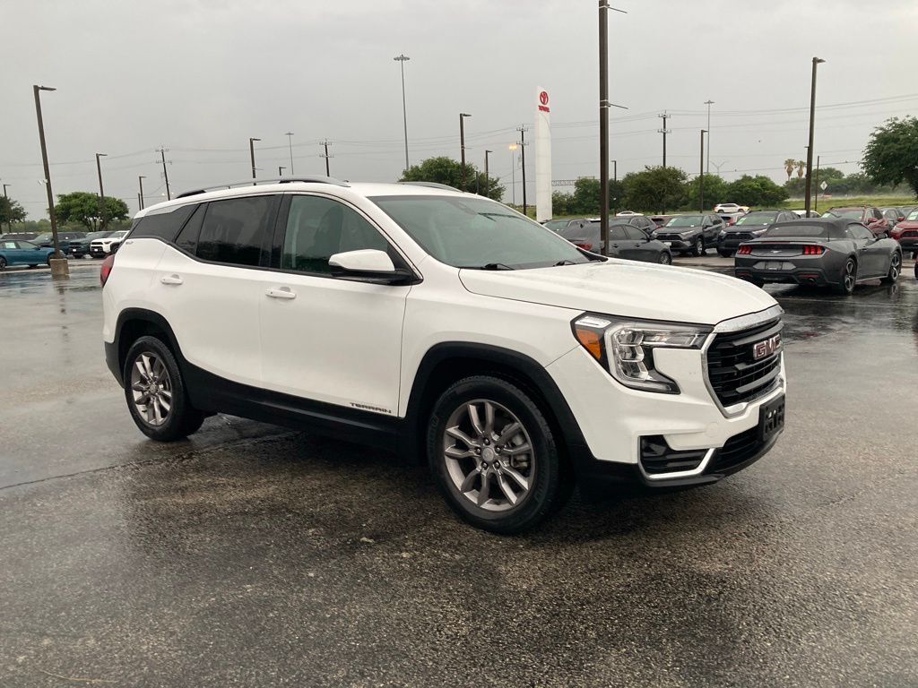 2023 GMC Terrain SLT