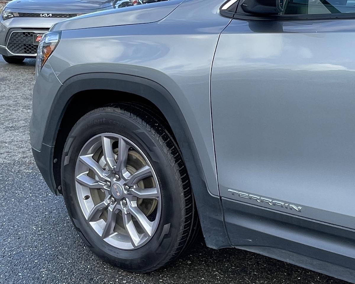 2023 GMC Terrain SLT Sport Utility 4D
