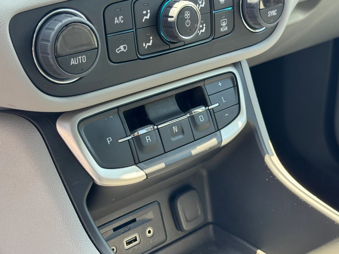 2023 GMC Terrain SLT Sport Utility 4D