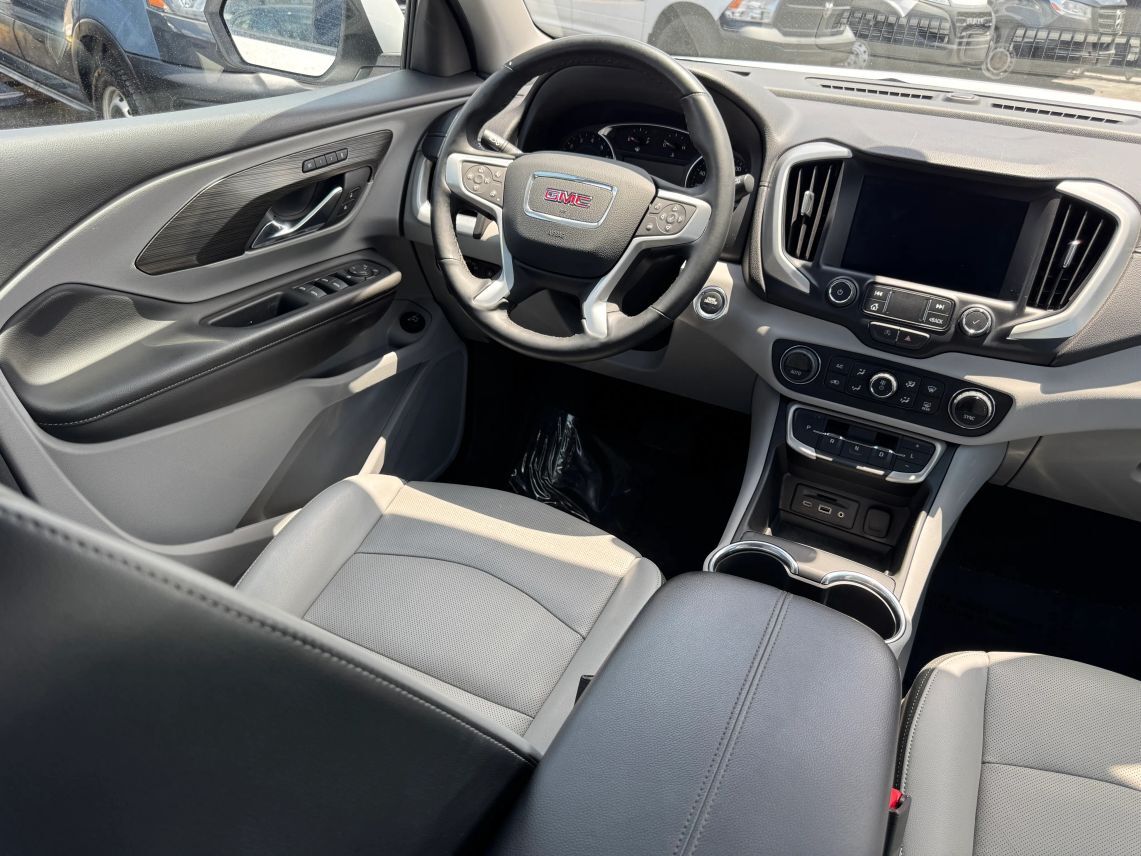 2023 GMC Terrain SLT Sport Utility 4D