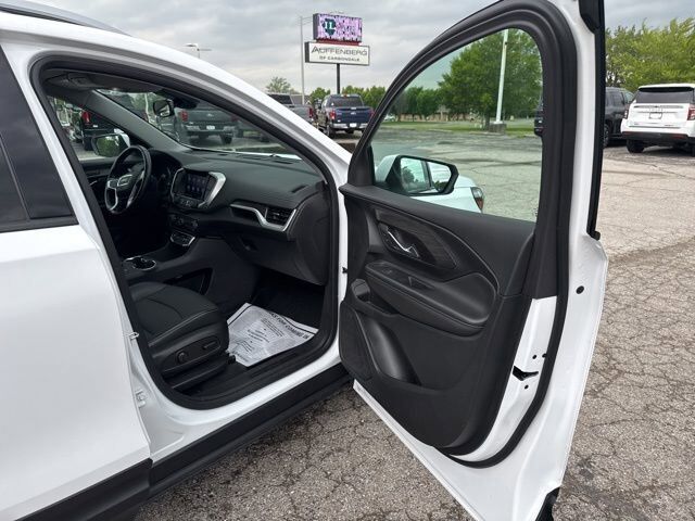 2023 GMC Terrain SLT Carbondale IL