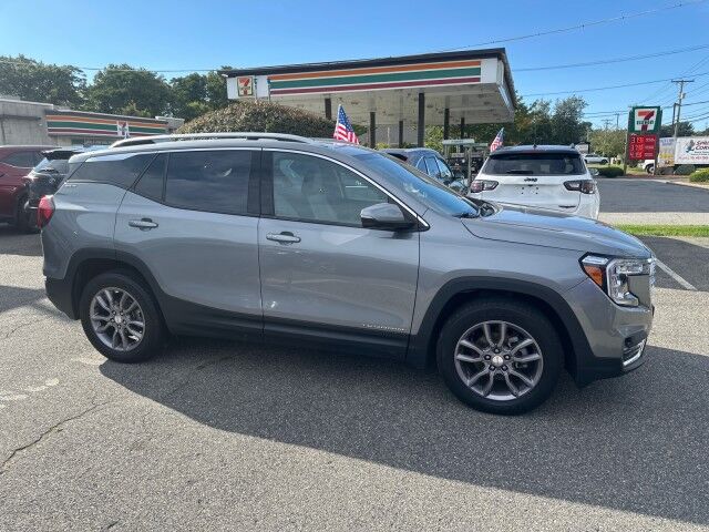 2023 GMC Terrain SLT Worcester MA