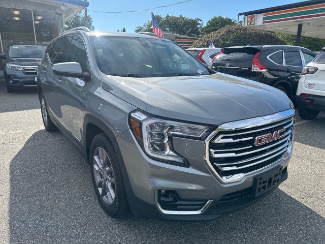2023 GMC Terrain SLT Worcester MA