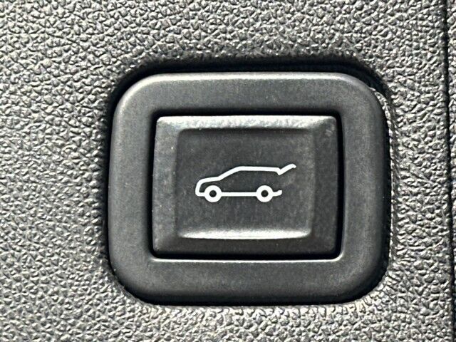 2023 GMC Terrain SLT Worcester MA