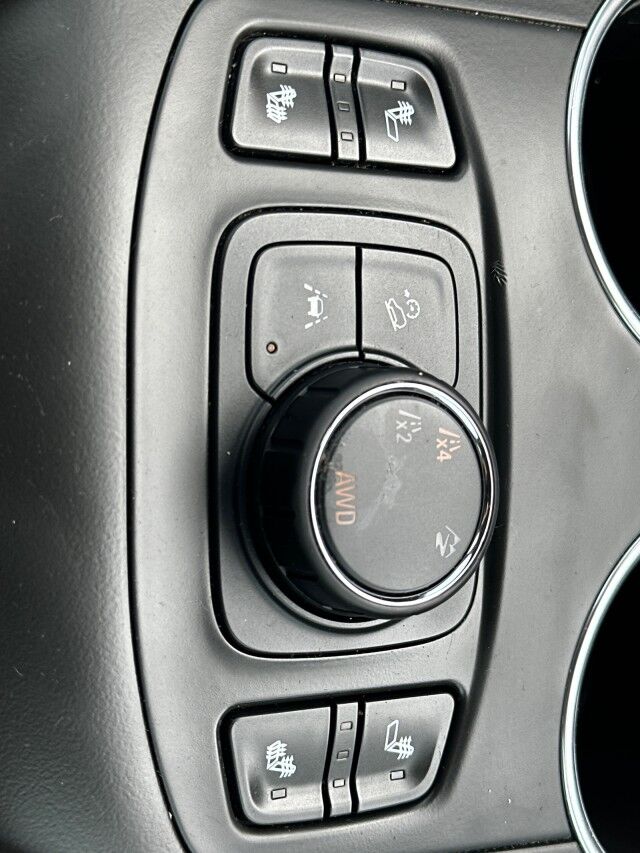2023 GMC Terrain SLT Worcester MA