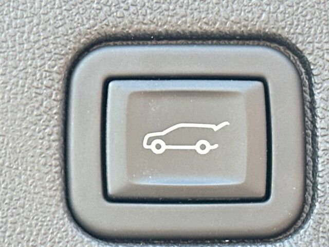 2023 GMC Terrain SLT Worcester MA