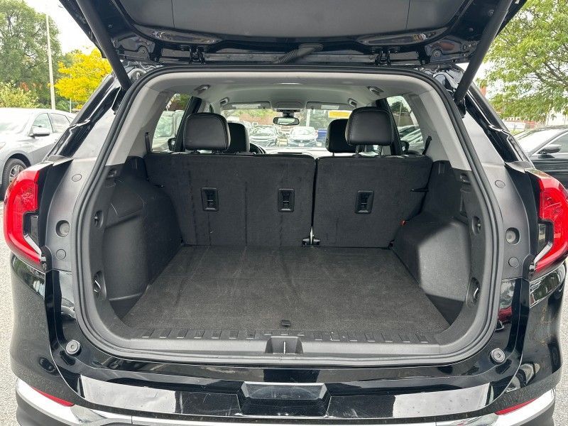 2023 GMC Terrain SLT Worcester MA 2023 GMC Terrain SLT Worcester MA