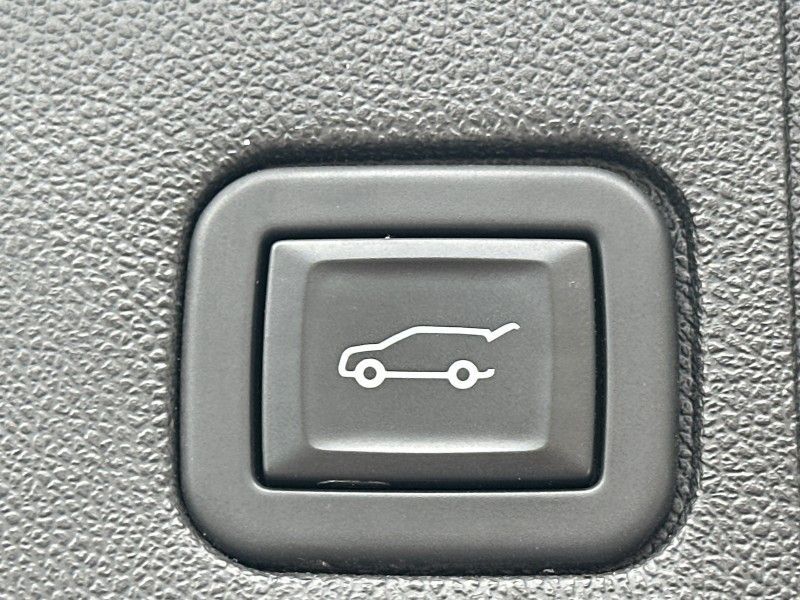 2023 GMC Terrain SLT Worcester MA