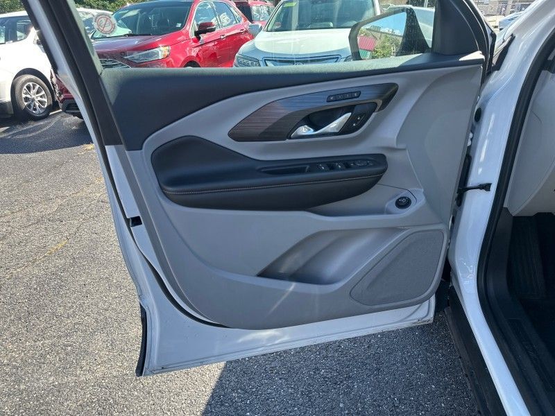 2023 GMC Terrain SLT Worcester MA