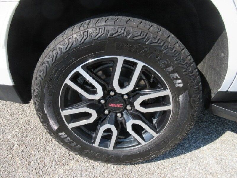 2023 GMC Yukon 4WD 4dr AT4 Saint George SC
