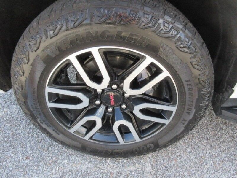 2023 GMC Yukon 4WD 4dr AT4 Saint George SC