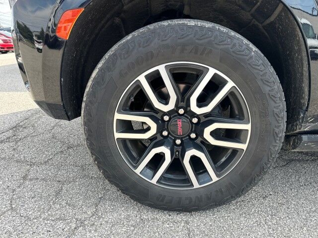 2023 GMC Yukon AT4 Cleveland OH