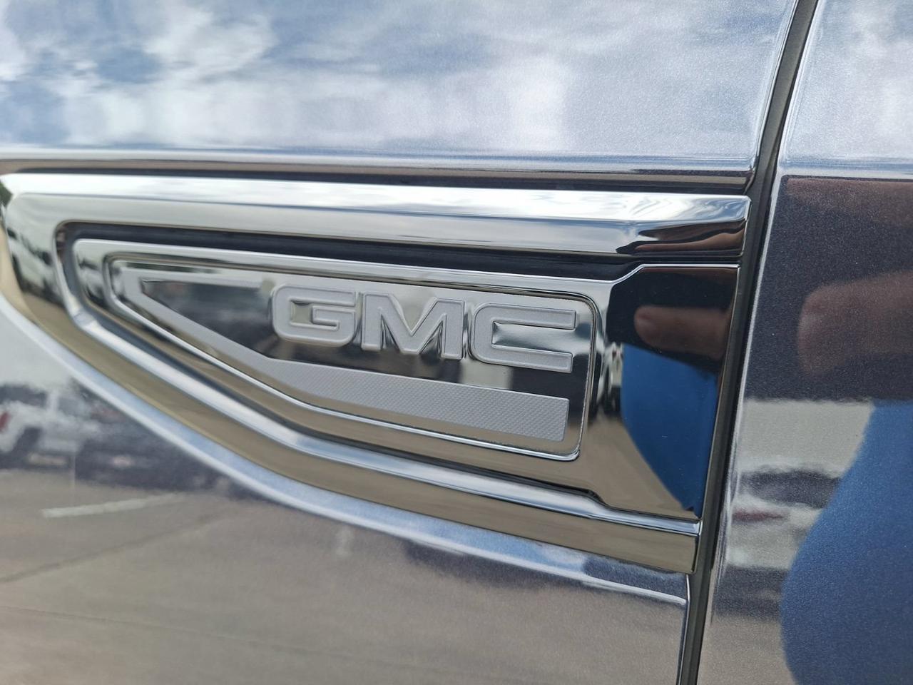 2023 GMC Yukon AT4 Hurst TX
