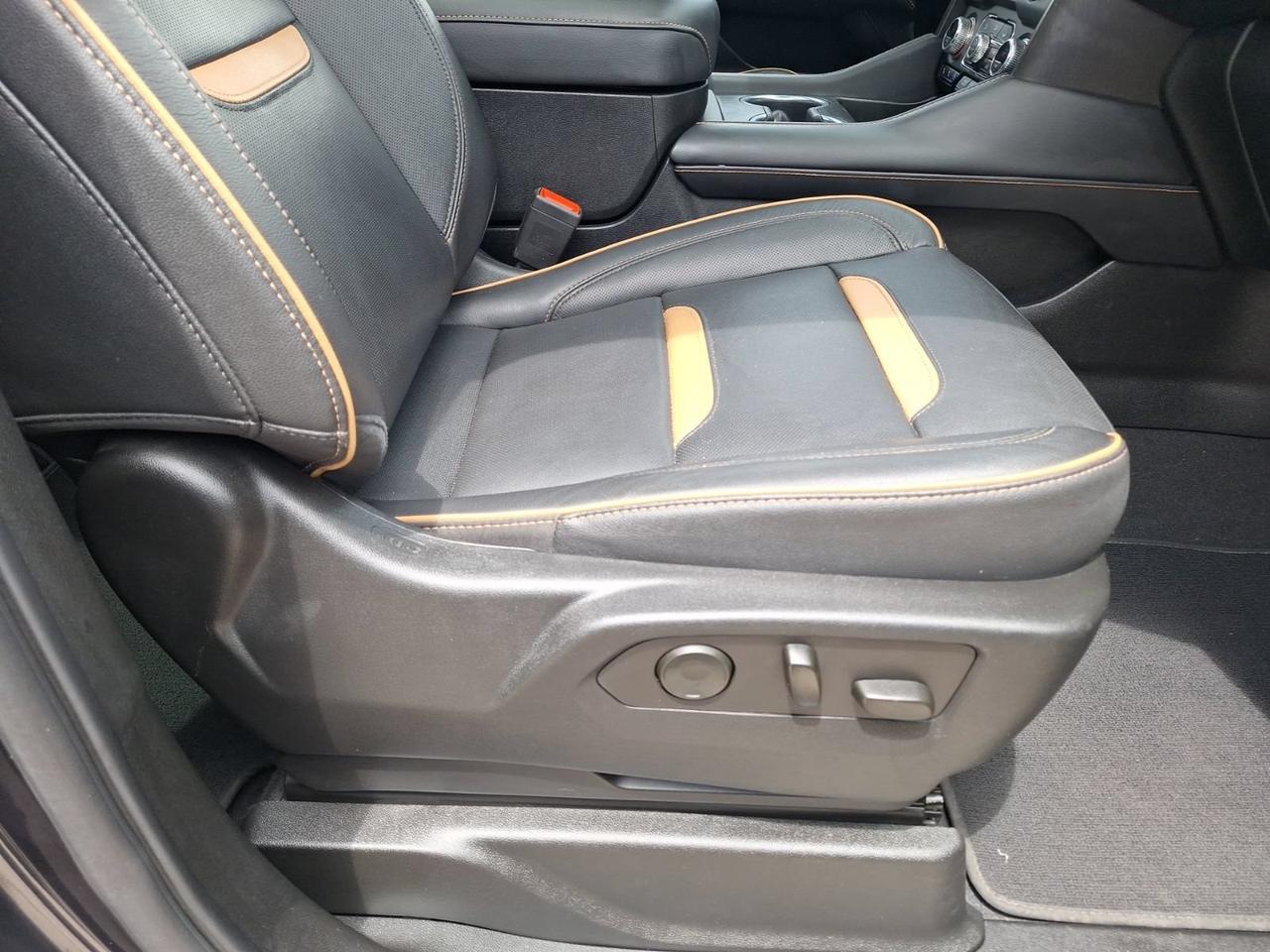 2023 GMC Yukon AT4 Hurst TX