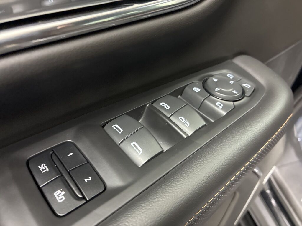 2023 GMC Yukon AT4 Loveland CO