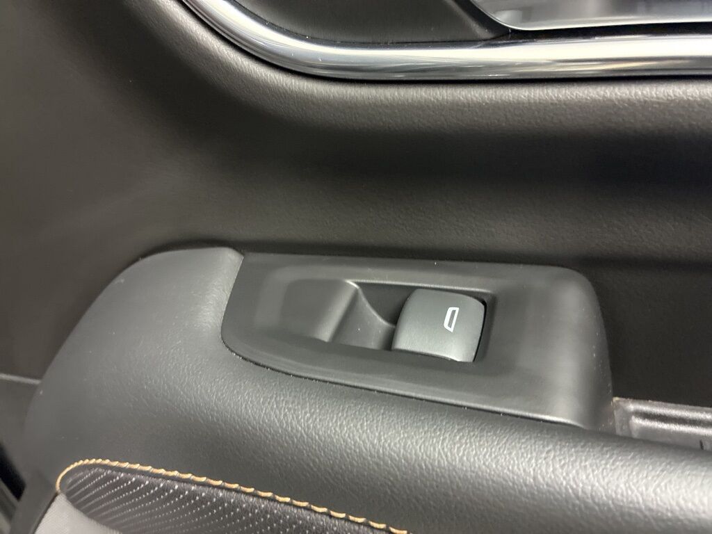 2023 GMC Yukon AT4 Loveland CO