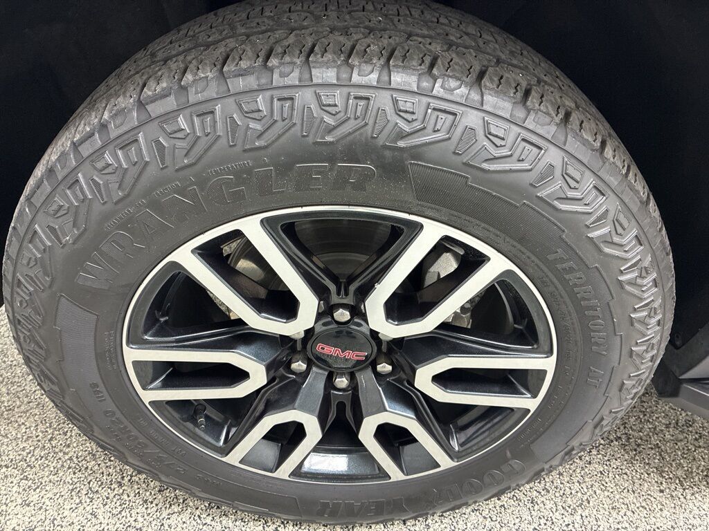 2023 GMC Yukon AT4 Loveland CO