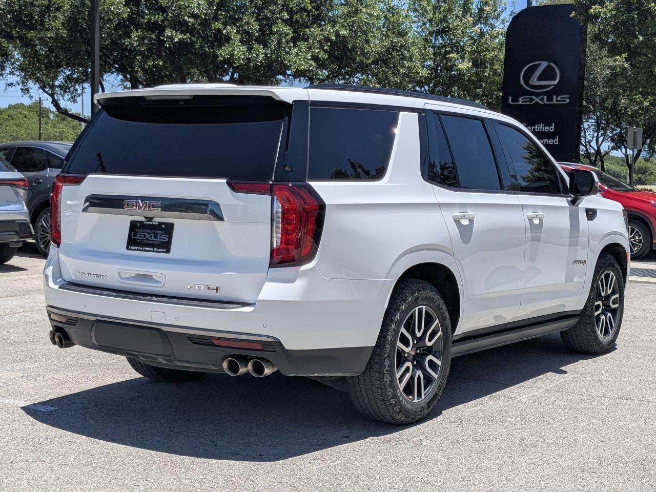 2023 GMC Yukon AT4