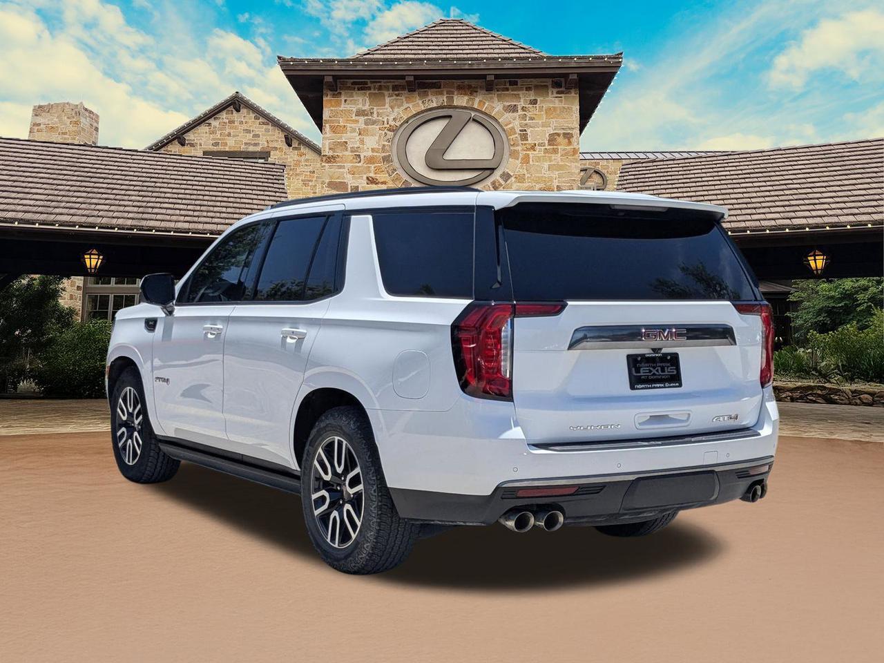 2023 GMC Yukon AT4