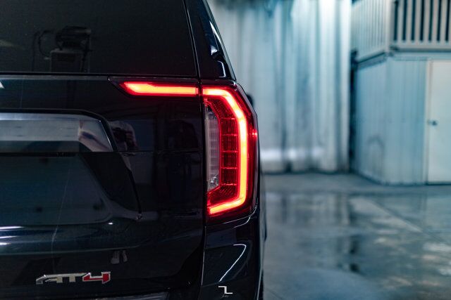 2023 GMC Yukon AWD AT4 Leather Roof Nav BCam Red Deer AB