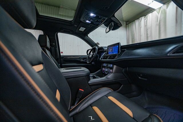 2023 GMC Yukon AWD AT4 Leather Roof Nav BCam Red Deer AB