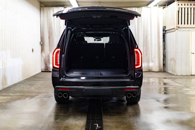 2023 GMC Yukon AWD AT4 Leather Roof Nav BCam Red Deer AB