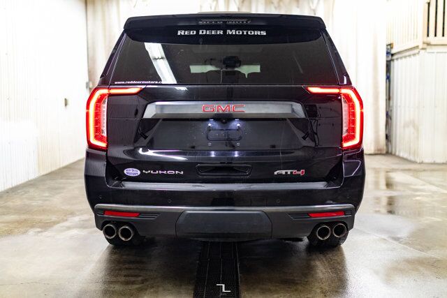 2023 GMC Yukon AWD AT4 Leather Roof Nav BCam Red Deer AB