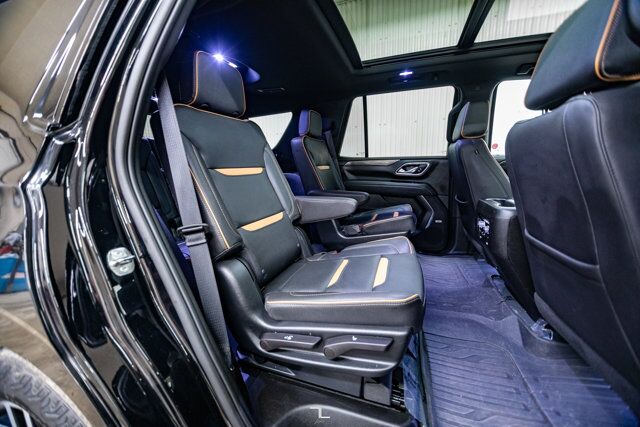 2023 GMC Yukon AWD AT4 Leather Roof Nav BCam Red Deer AB