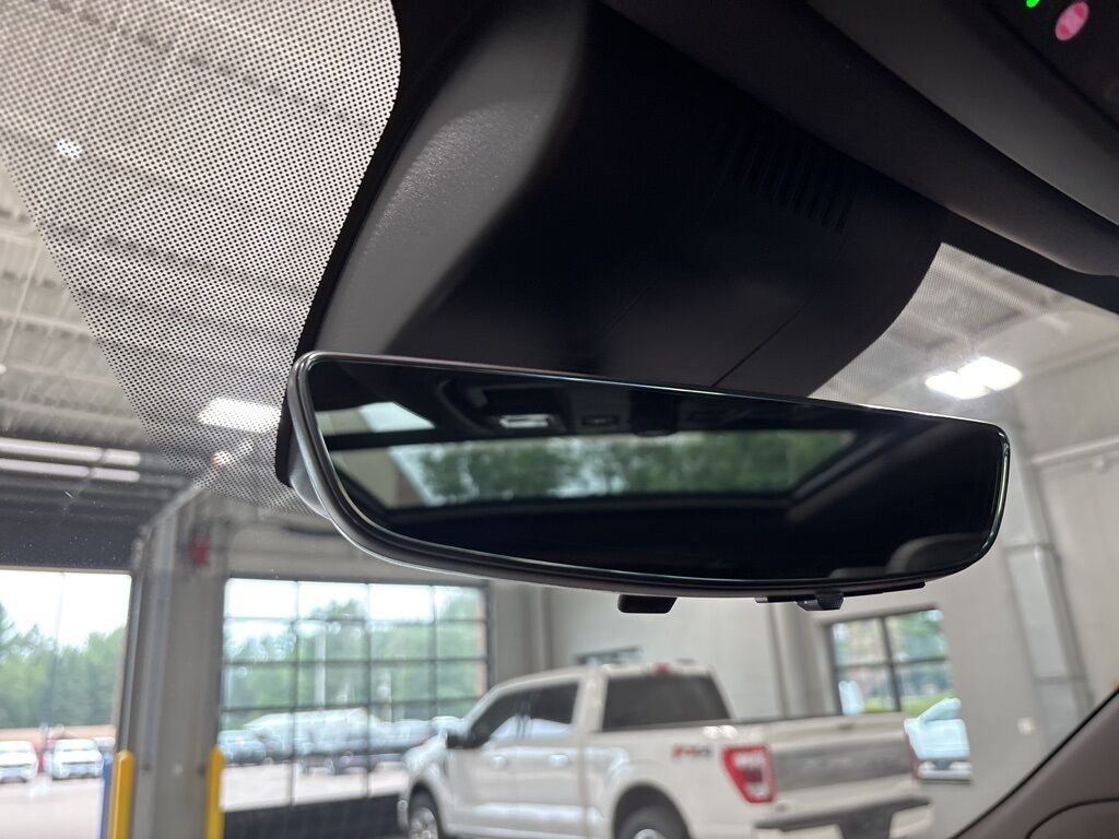 2023 GMC Yukon Denali 4WD 7 Passenger Minocqua WI
