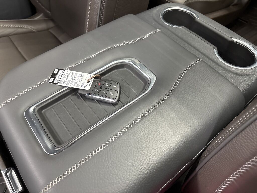 2023 GMC Yukon Denali 4WD 7 Passenger Minocqua WI