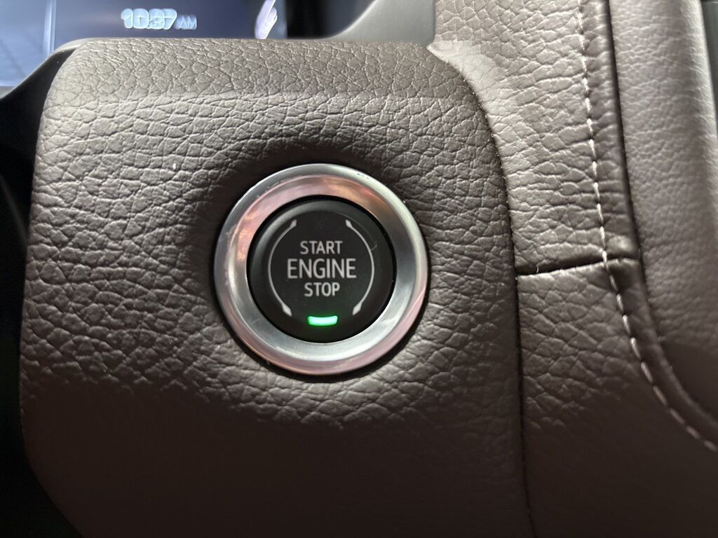 2023 GMC Yukon Denali 4WD 7 Passenger Minocqua WI