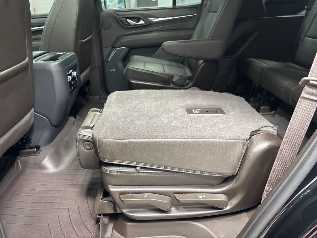 2023 GMC Yukon Denali 4WD 7 Passenger Minocqua WI