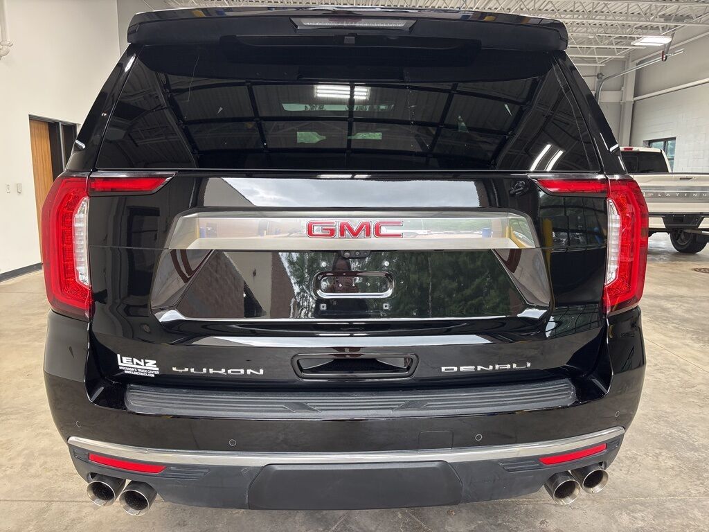 2023 GMC Yukon Denali 4WD 7 Passenger Minocqua WI
