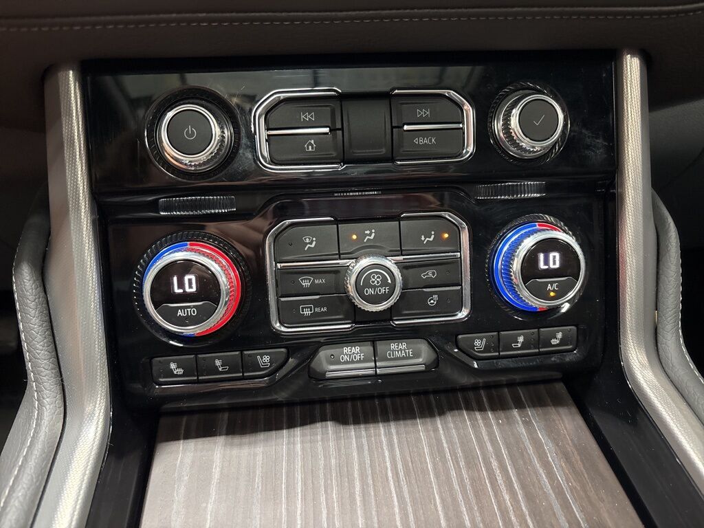 2023 GMC Yukon Denali 4WD 7 Passenger Minocqua WI